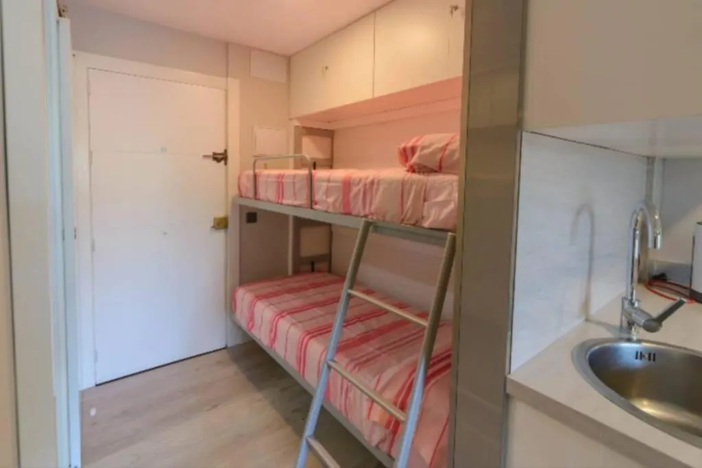 Apartamento 215. Primera línea de playa. Benalmádena