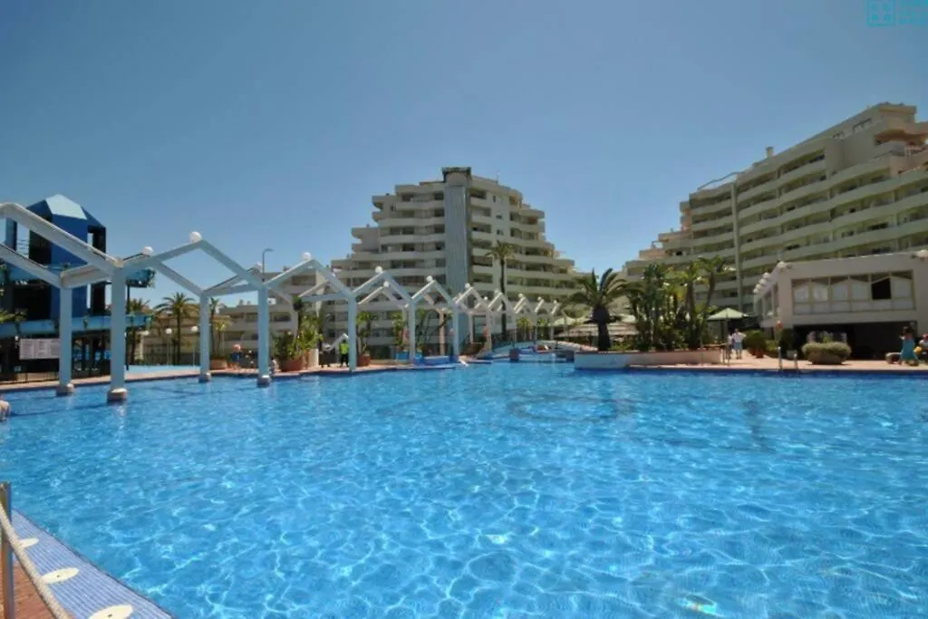 Apartamento 215. Primera línea de playa. Benalmádena